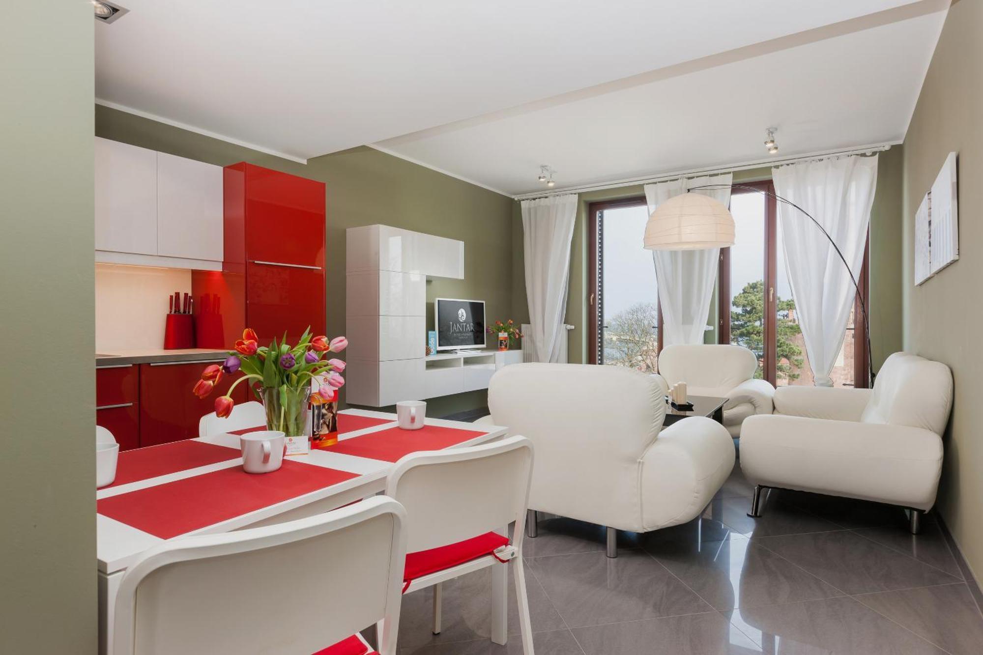 קולובז'ג Jantar Apartamenty Deluxe Sea View מראה חיצוני תמונה