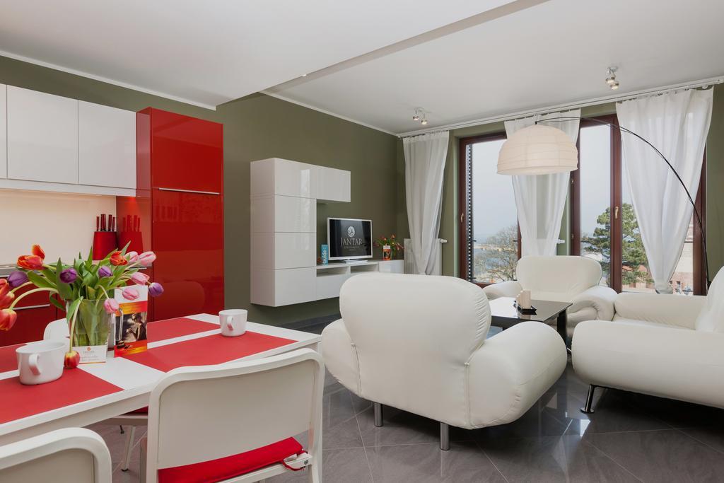 קולובז'ג Jantar Apartamenty Deluxe Sea View מראה חיצוני תמונה